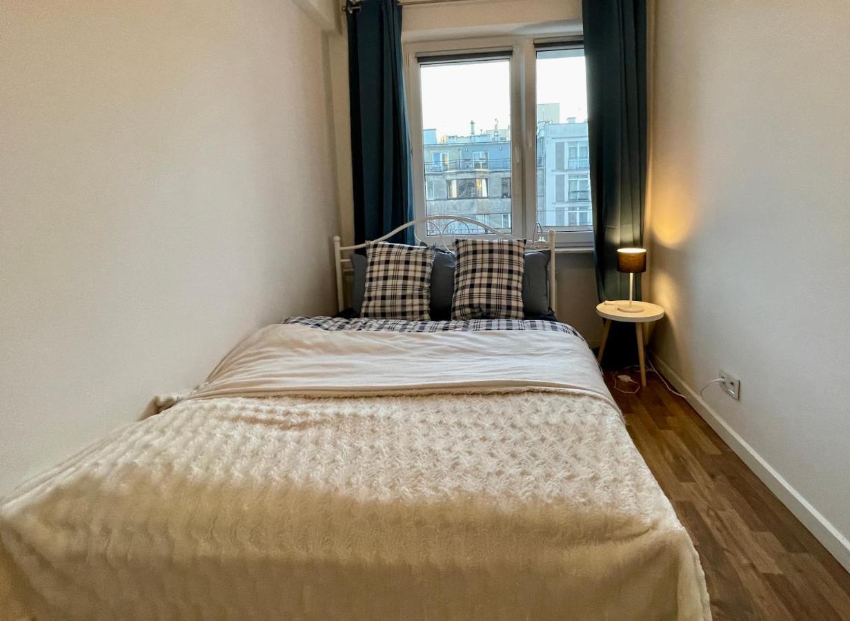 Apartament DECOR 2 metro fast WiFI 55’TV Netflix HBO cozy Warszawa Zewnętrze zdjęcie