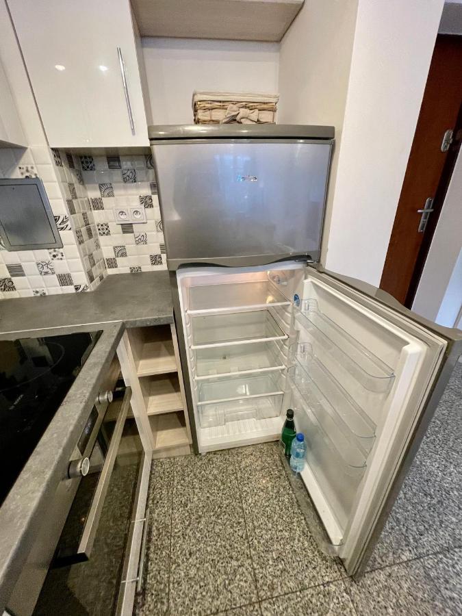 Apartament DECOR 2 metro fast WiFI 55’TV Netflix HBO cozy Warszawa Zewnętrze zdjęcie
