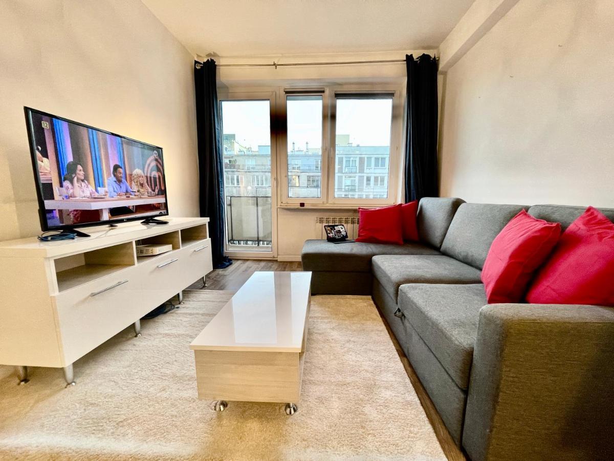 Apartament DECOR 2 metro fast WiFI 55’TV Netflix HBO cozy Warszawa Zewnętrze zdjęcie